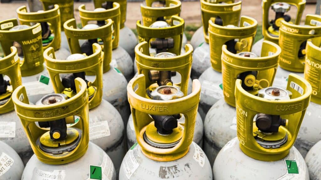 fix my refrigerant leak calgary